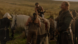 extant_GameOfThrones_1x02-TheKingsroad_0337