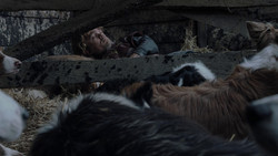 extant_GameOfThrones_1x02-TheKingsroad_0360