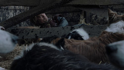 extant_GameOfThrones_1x02-TheKingsroad_0362