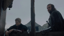 extant_GameOfThrones_1x02-TheKingsroad_0388