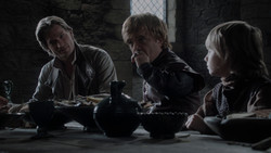 extant_GameOfThrones_1x02-TheKingsroad_0569