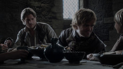 extant_GameOfThrones_1x02-TheKingsroad_0647
