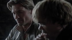 extant_GameOfThrones_1x02-TheKingsroad_0724