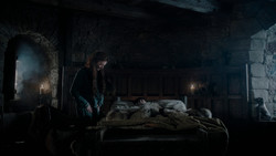extant_GameOfThrones_1x02-TheKingsroad_0796