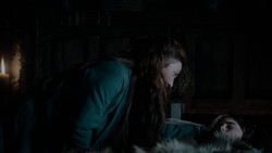 extant_GameOfThrones_1x02-TheKingsroad_1004