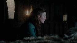 extant_GameOfThrones_1x02-TheKingsroad_1018