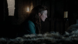extant_GameOfThrones_1x02-TheKingsroad_1022