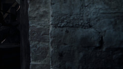 extant_GameOfThrones_1x02-TheKingsroad_1025