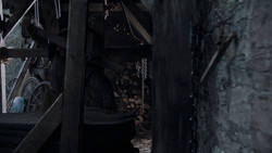 extant_GameOfThrones_1x02-TheKingsroad_1030