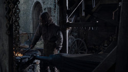 extant_GameOfThrones_1x02-TheKingsroad_1036