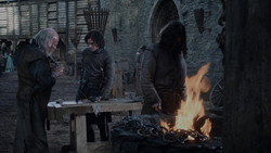 extant_GameOfThrones_1x02-TheKingsroad_1046