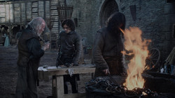 extant_GameOfThrones_1x02-TheKingsroad_1049