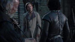 extant_GameOfThrones_1x02-TheKingsroad_1074