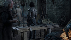 extant_GameOfThrones_1x02-TheKingsroad_1190