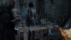 extant_GameOfThrones_1x02-TheKingsroad_1191