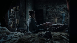 extant_GameOfThrones_1x02-TheKingsroad_1224