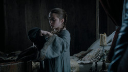 extant_GameOfThrones_1x02-TheKingsroad_1241