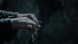 extant_GameOfThrones_1x02-TheKingsroad_1332