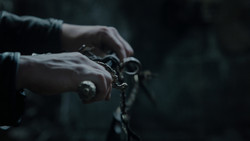 extant_GameOfThrones_1x02-TheKingsroad_1333