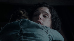 extant_GameOfThrones_1x02-TheKingsroad_1435