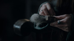 extant_GameOfThrones_1x02-TheKingsroad_1467