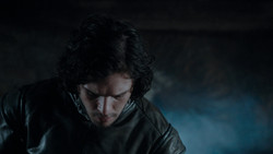 extant_GameOfThrones_1x02-TheKingsroad_1541