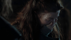 extant_GameOfThrones_1x02-TheKingsroad_1819