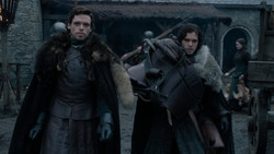 extant_GameOfThrones_1x02-TheKingsroad_1879