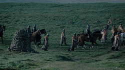 extant_GameOfThrones_1x02-TheKingsroad_1976