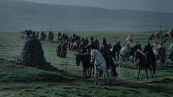 extant_GameOfThrones_1x02-TheKingsroad_2002