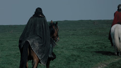 extant_GameOfThrones_1x02-TheKingsroad_2027