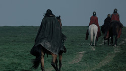 extant_GameOfThrones_1x02-TheKingsroad_2049
