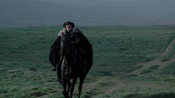 extant_GameOfThrones_1x02-TheKingsroad_2136