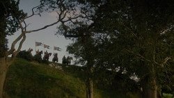 extant_GameOfThrones_1x02-TheKingsroad_2148