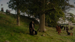 extant_GameOfThrones_1x02-TheKingsroad_2164