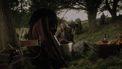extant_GameOfThrones_1x02-TheKingsroad_2176