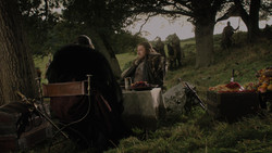 extant_GameOfThrones_1x02-TheKingsroad_2186