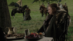 extant_GameOfThrones_1x02-TheKingsroad_2219