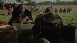 extant_GameOfThrones_1x02-TheKingsroad_2348