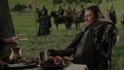 extant_GameOfThrones_1x02-TheKingsroad_2353