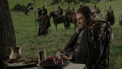 extant_GameOfThrones_1x02-TheKingsroad_2359