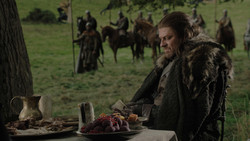 extant_GameOfThrones_1x02-TheKingsroad_2360