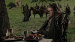 extant_GameOfThrones_1x02-TheKingsroad_2364