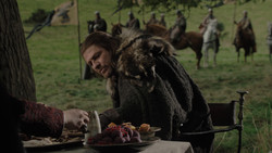 extant_GameOfThrones_1x02-TheKingsroad_2377