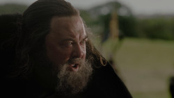 extant_GameOfThrones_1x02-TheKingsroad_2411