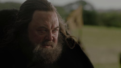 extant_GameOfThrones_1x02-TheKingsroad_2430