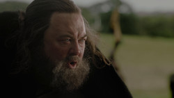 extant_GameOfThrones_1x02-TheKingsroad_2462