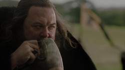 extant_GameOfThrones_1x02-TheKingsroad_2502