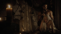 extant_GameOfThrones_1x02-TheKingsroad_2537