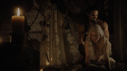 extant_GameOfThrones_1x02-TheKingsroad_2538